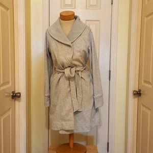 Yogalicious size XL belted super soft robe mid length.
